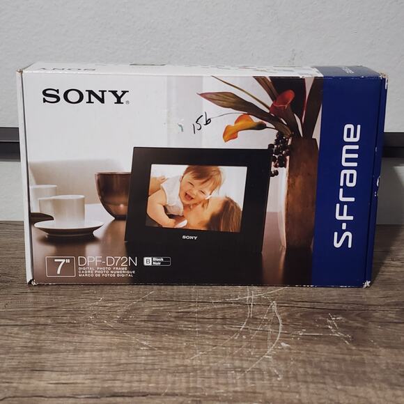 Sony S-Frame DPF-D72N Digital Photo Frame Black 7” - Picture 1 of 2